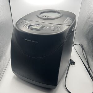 Hamilton Beach Bread Maker Black Model 29882- 2 lb Loaf Programmable Automatic